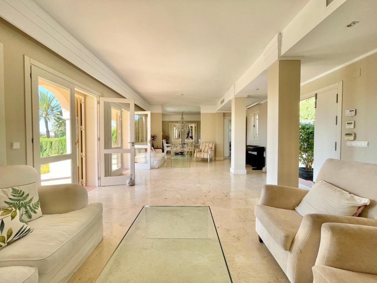 Villa Los Lirios Puerto Banus - Eaw Homes Marbella Exterior photo