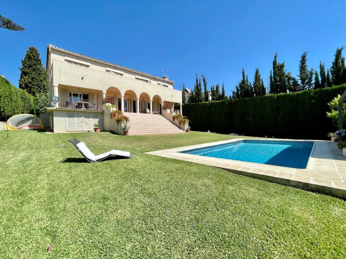 Villa Los Lirios Puerto Banus - Eaw Homes Marbella Exterior photo